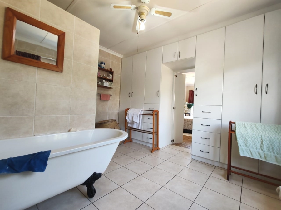 3 Bedroom Property for Sale in Colchester Eastern Cape